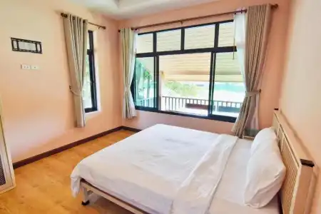 Pirom Lake and Resort - 48