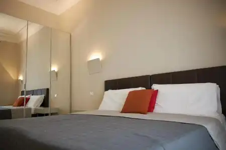 The Roman Empire Guesthouse - 49