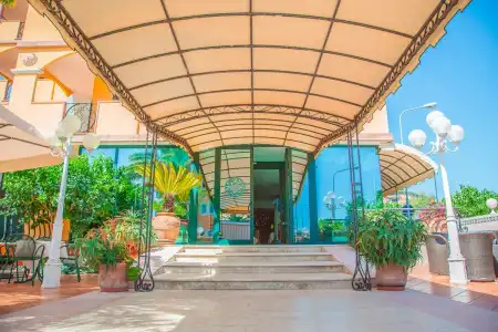 Residence Costazzurra - 10