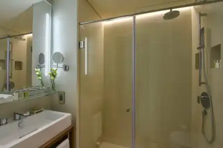 voco DOHA WEST BAY SUITES by IHG - 53