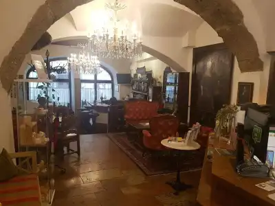 AltstadtStadtkrug - 16
