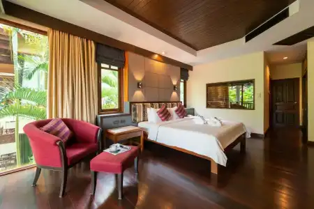 Khaolak Bay Front Resort - 35