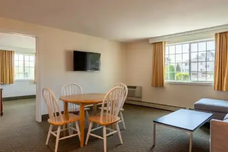 Ogunquit & Suites - 103