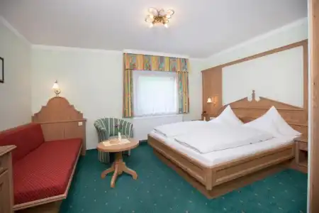 die Arlbergerin - Adults Friendly - 50