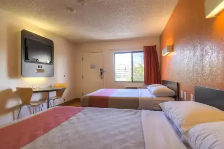 Motel 6 Las Vegas, NV – I-15 Stadium - 2