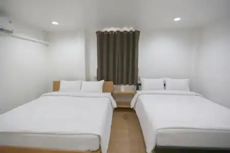 INTERest POSHTEL - 8
