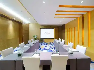 Swissotel Grand - 35