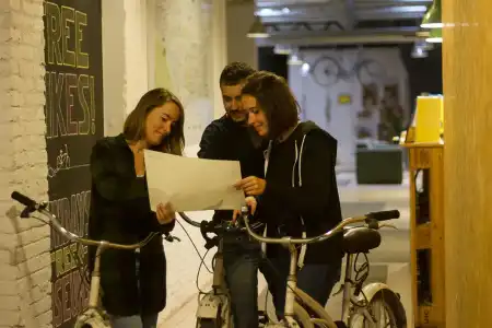 Bed & Bike Hostel Barcelona - 15