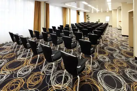 Mövenpick Nürnberg Airport - 11