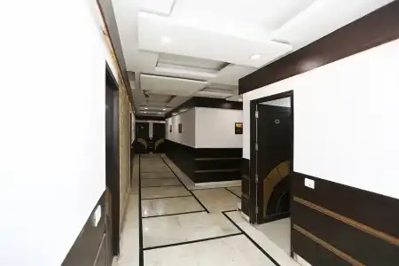 Riya Palace - Idgah Railway Station Agra - 9