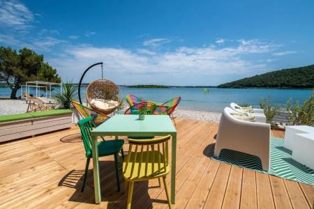Arena One 99 Glamping - 19