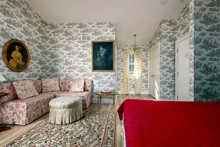 The Old Bank House - 26