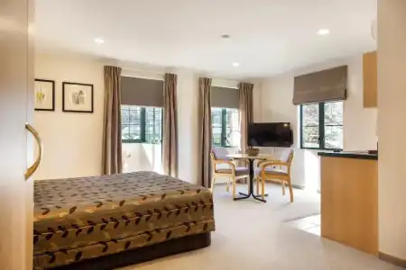 Greenlane Manor Motel - 26
