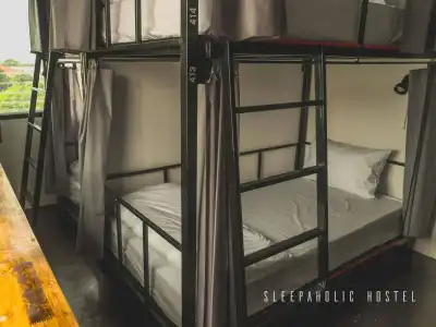 Sleepaholic Hostel - 29