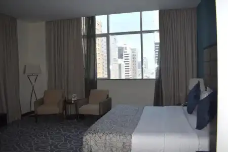 Ramada by Wyndham Abu Dhabi Corniche - 27