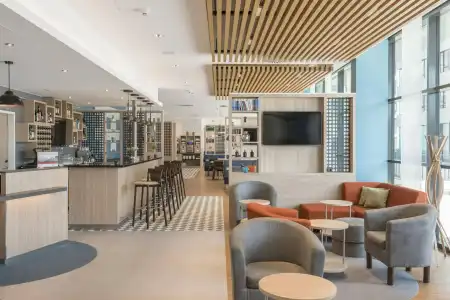 Premier Inn Freiburg City Süd - 17