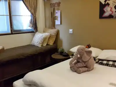Baan Rare Guesthouse - 5