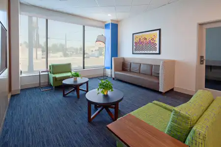Holiday Inn Express Los Angeles Airport by IHG - 29