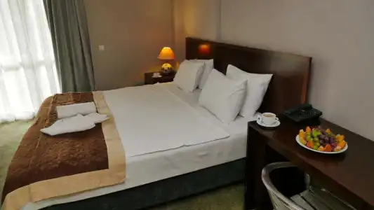 Talen Otel - 1