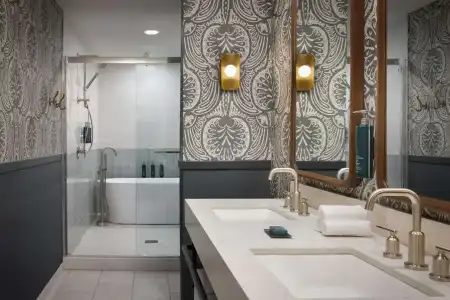 DoubleTree Suites by Hilton Lexington - 78