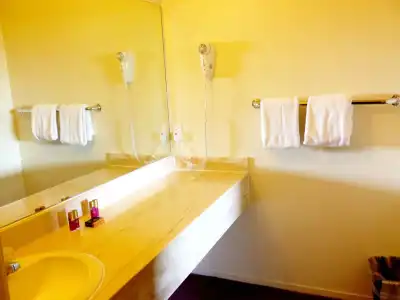 Motel 6 - Las Vegas, NV – Downtown Fremont St Experience - 7