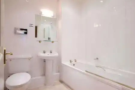 Manchester South Inn Sure Collection by Best Western - 7