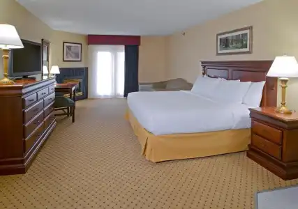 Music Road Resort Inn - 85