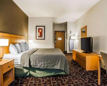 Quality Inn & Suites des Moines Airport - 35