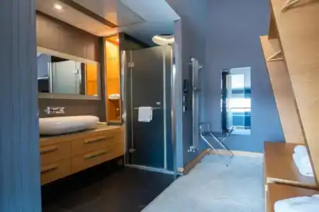 Vernazza Suites - 3