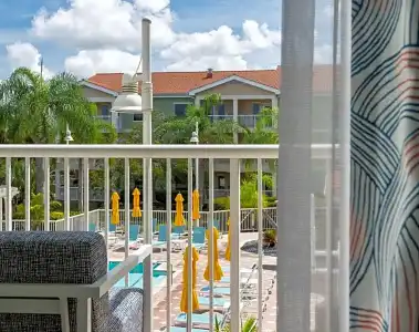 DoubleTree Suites by Hilton Naples - 100