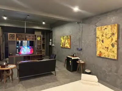 Premier Hostel - 40