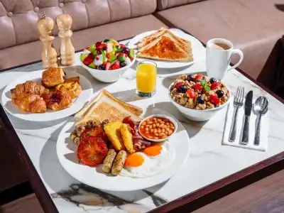 Premier Inn Dubai International Airport - 30