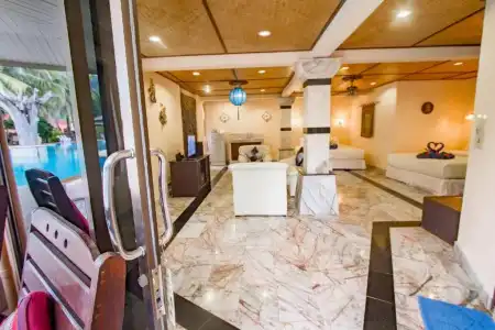 Laguna Beach Club Resort - 128
