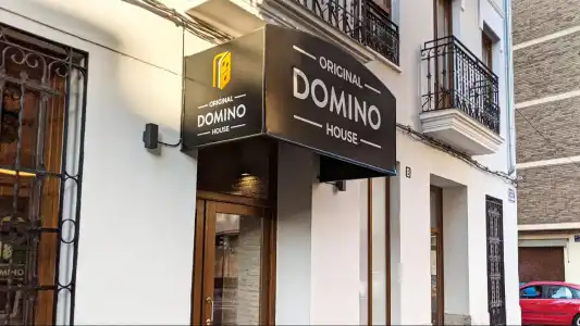 Original Domino House - 1