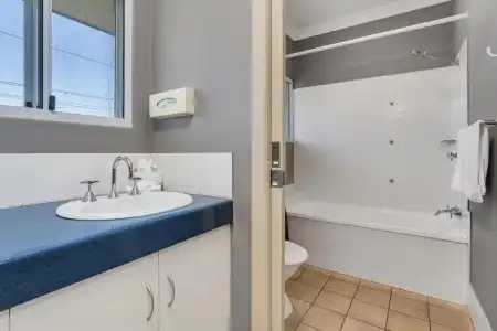 Cairns Reef Apartments & Motel - 70