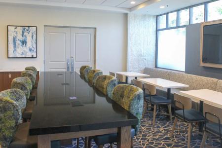 Holiday Inn Express & Suites Boston - Cambridge by IHG - 35