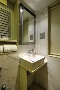 Mumbai House Juhu - 38