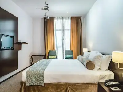 Signature Apartments & Spa - 6