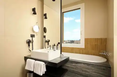 Best Western Biri - 85