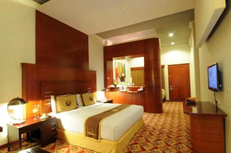 Savoy Homann - 118