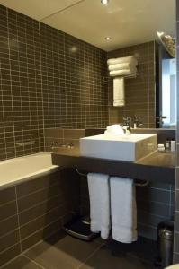 Crowne Plaza Manchester City Centre by IHG - 5