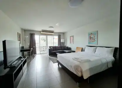The Studio at Sathorn Terrace - 61