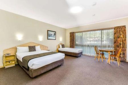 Quality Inn Presidential - 79
