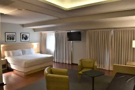 Suites Plaza & Wellness - 3