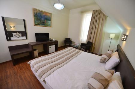 Yerevan Deluxe - 4