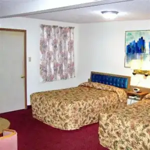 Shamrock Motel Hot Springs - 17