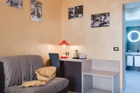 Excellence Suite - 80