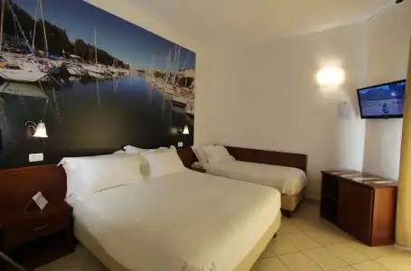 Sovrana & Spa - 34