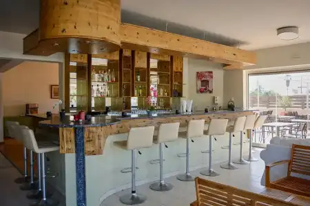 Ivory Apartments - 4