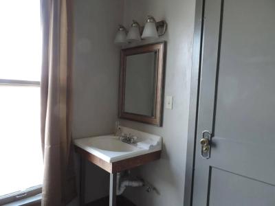 Gardner & Hostel - 10